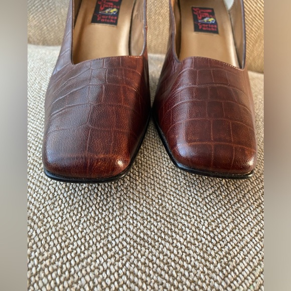 Carlos Falchi Croia Croc Texture Mid Geometric Shape Heel. Square Toe. Size 9.5. - Picture 6 of 13